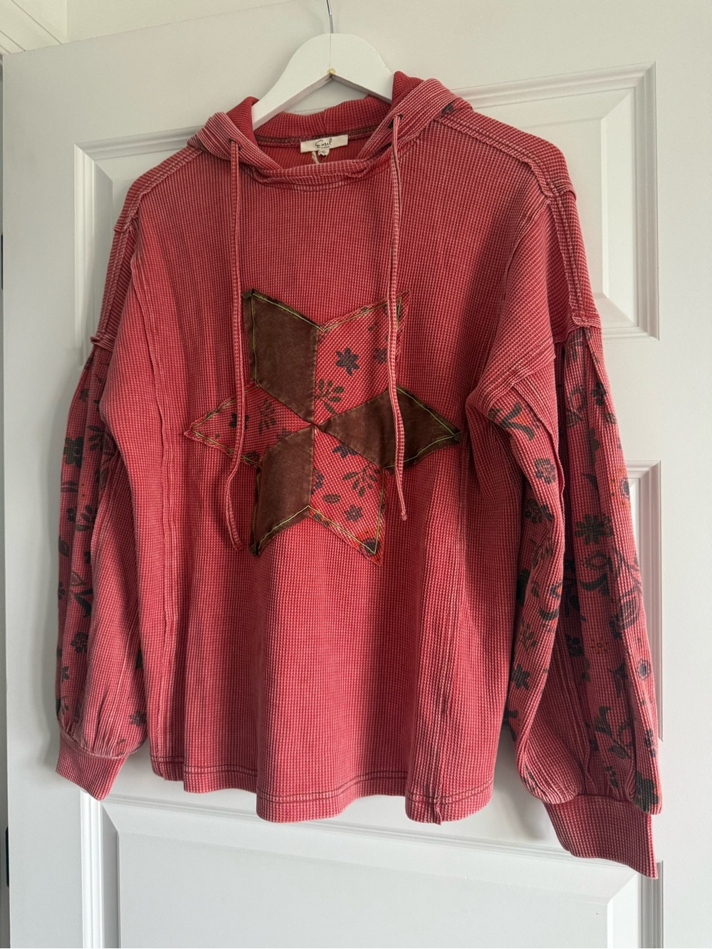 Easel Mineral Wash Patchwork Boho Pinwheel Star Patch Hoodie NWT - Picture 4 of 11